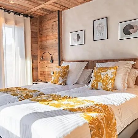 Charming Bed & Breakfast Les Gets