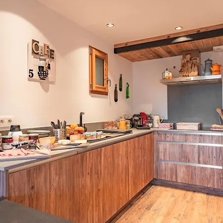 Charming Couette-café