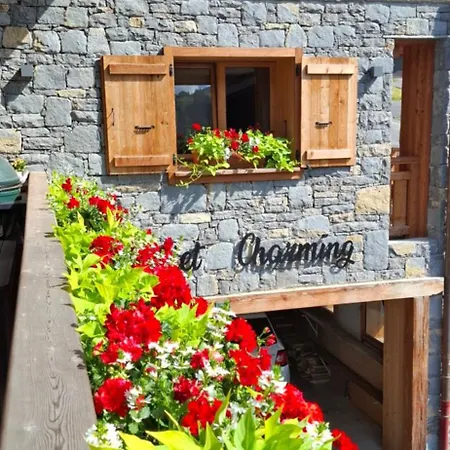Charming Bed & Breakfast *